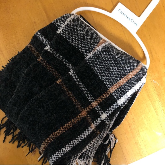 Scarf and Pom Pom Hat - Picture 2 of 4